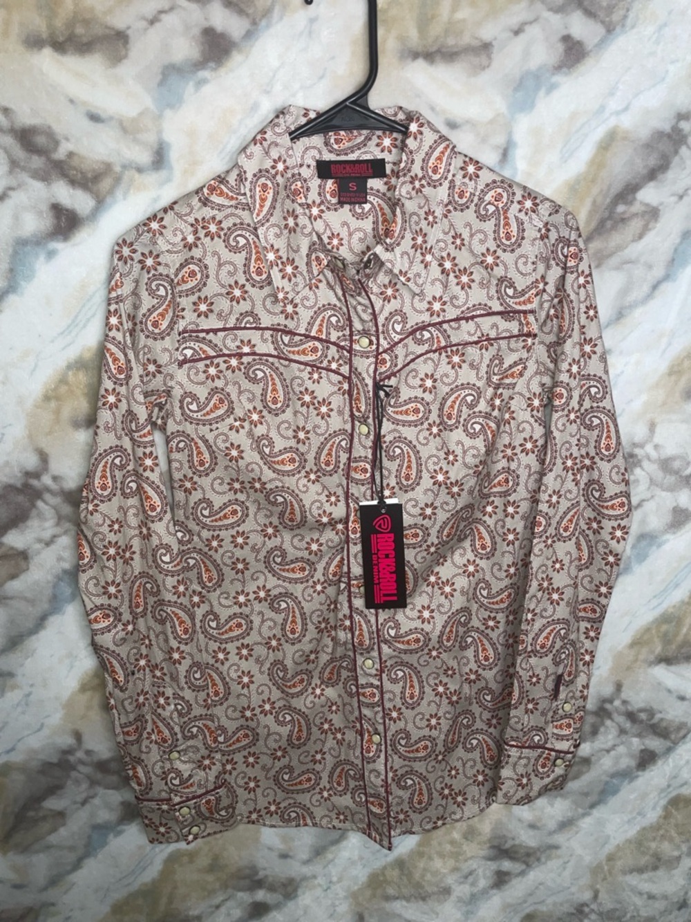 Rock & Roll Cowgirl Beige Paisley Long-Sleeve Western Shirt with Rust Accents